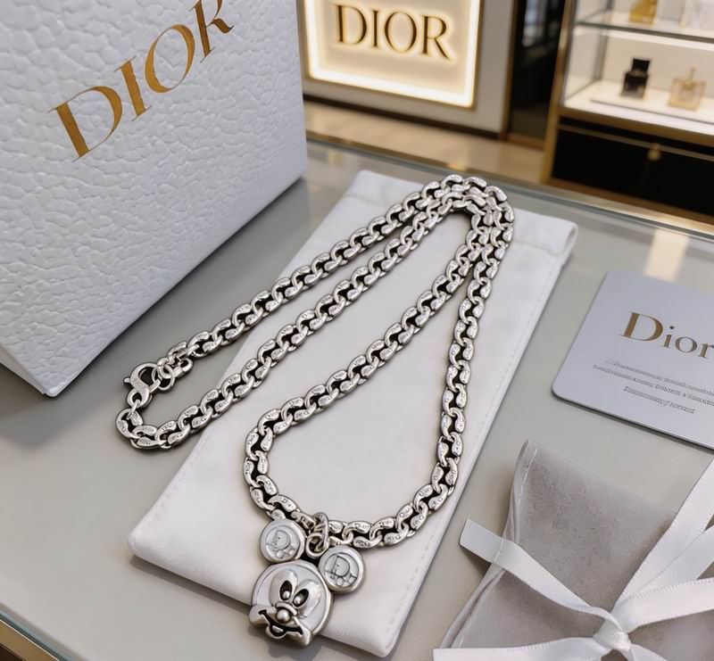 Dior Necklace 02yxs66